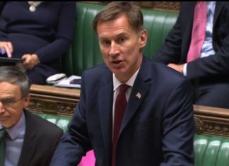 İngiltere Dışişleri Bakanı Hunt’tan ‘nükleer anlaşmadan çekiliriz’ tehdidi